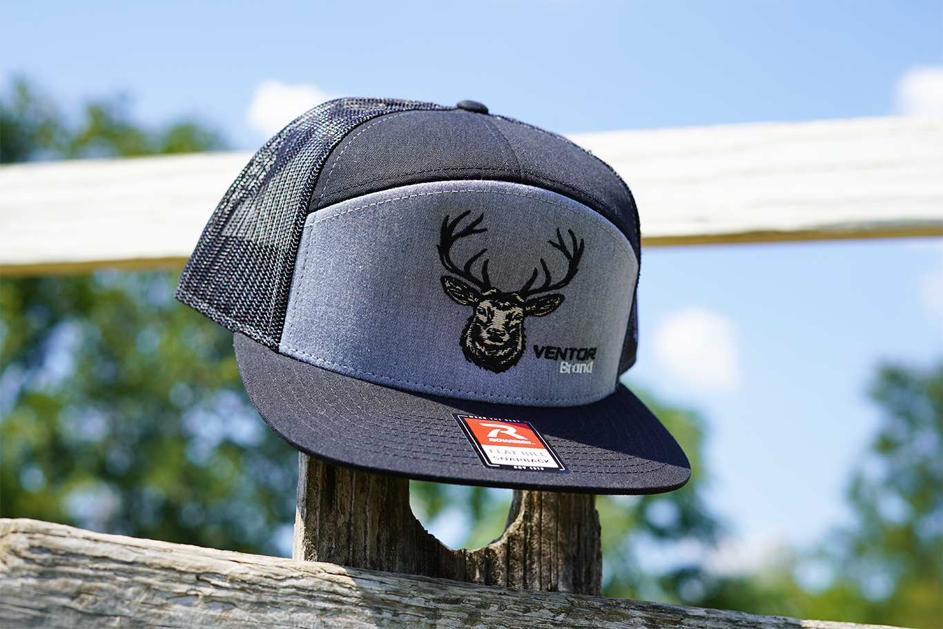 Deer Head - VENTOR Brand 7 panel hat