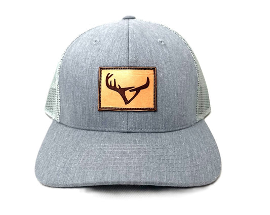 VENTOR square leather patch hat